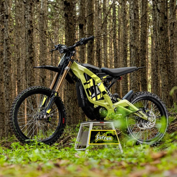 surron light bee x electric dirt bike 2025 model (black)