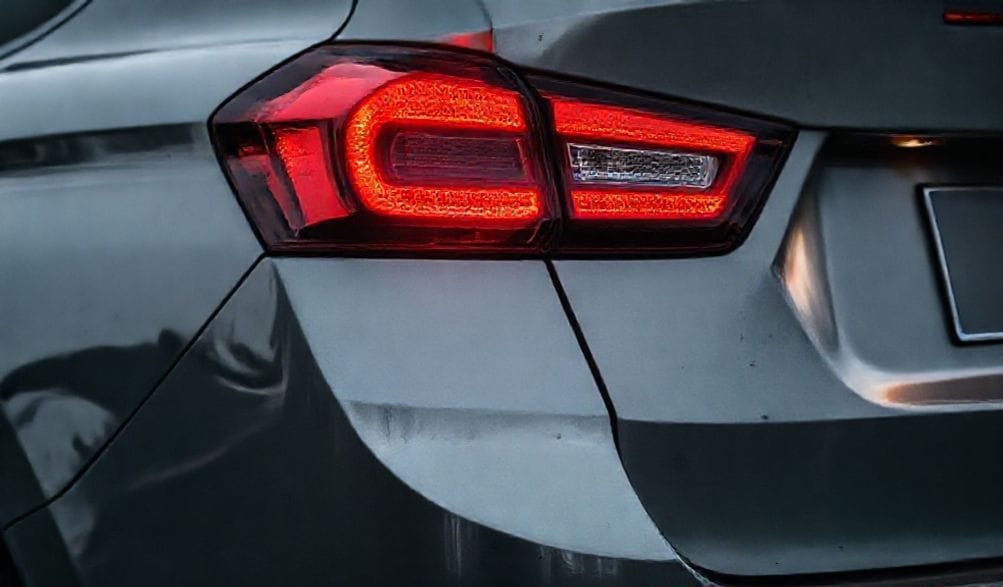 sur ron brzdové světlo